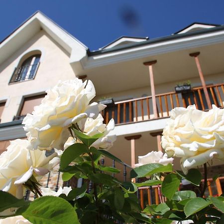 Villa Mencia 코룰론 외부 사진
