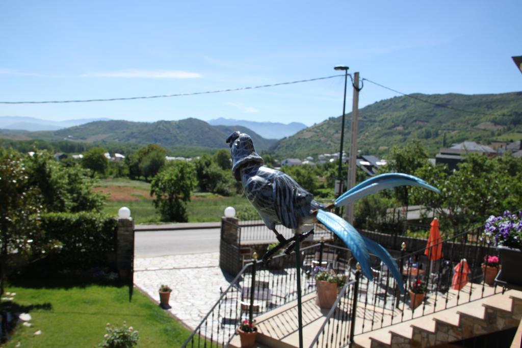 Villa Mencia 코룰론 외부 사진